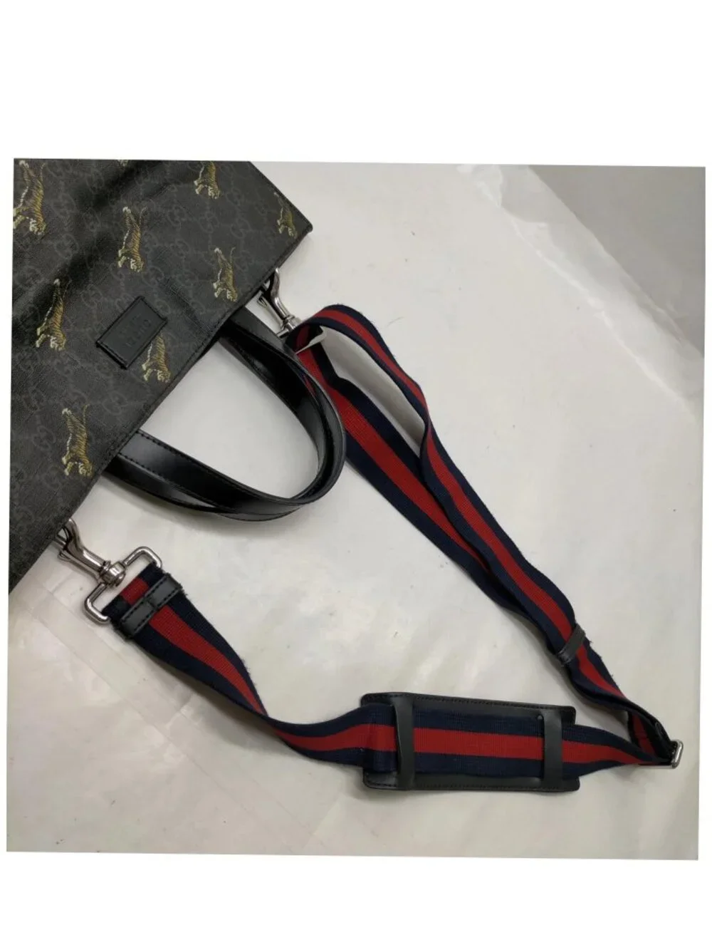 Gucci statement bengal